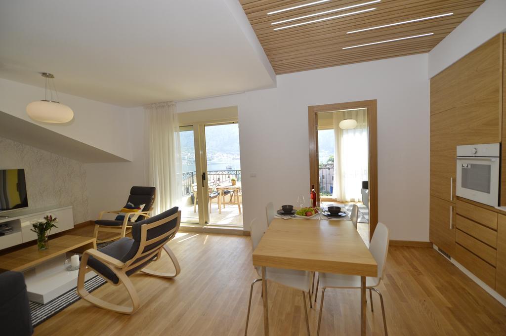 Posto Capitano C Group Apartment โกตอร์ ภายนอก รูปภาพ